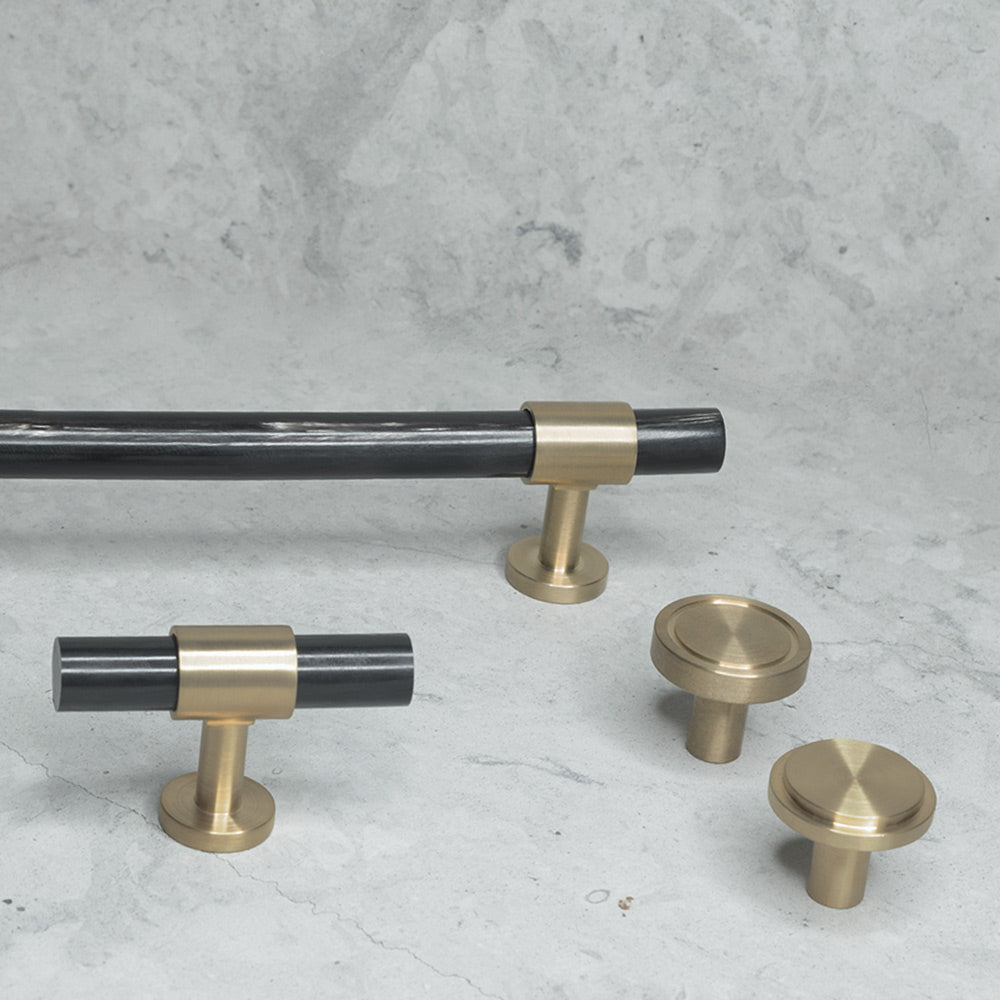 SIGNATURE 20 Brass / Black Horn - luxury hardware collection with knobs, T-bars, pull bars by BRANDT Collective