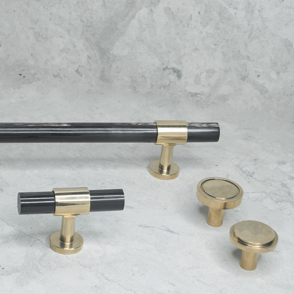 SIGNATURE 20 polished brass / black horn - luxury hardware collection with knobs, T-bars, pull bars by BRANDT Collective