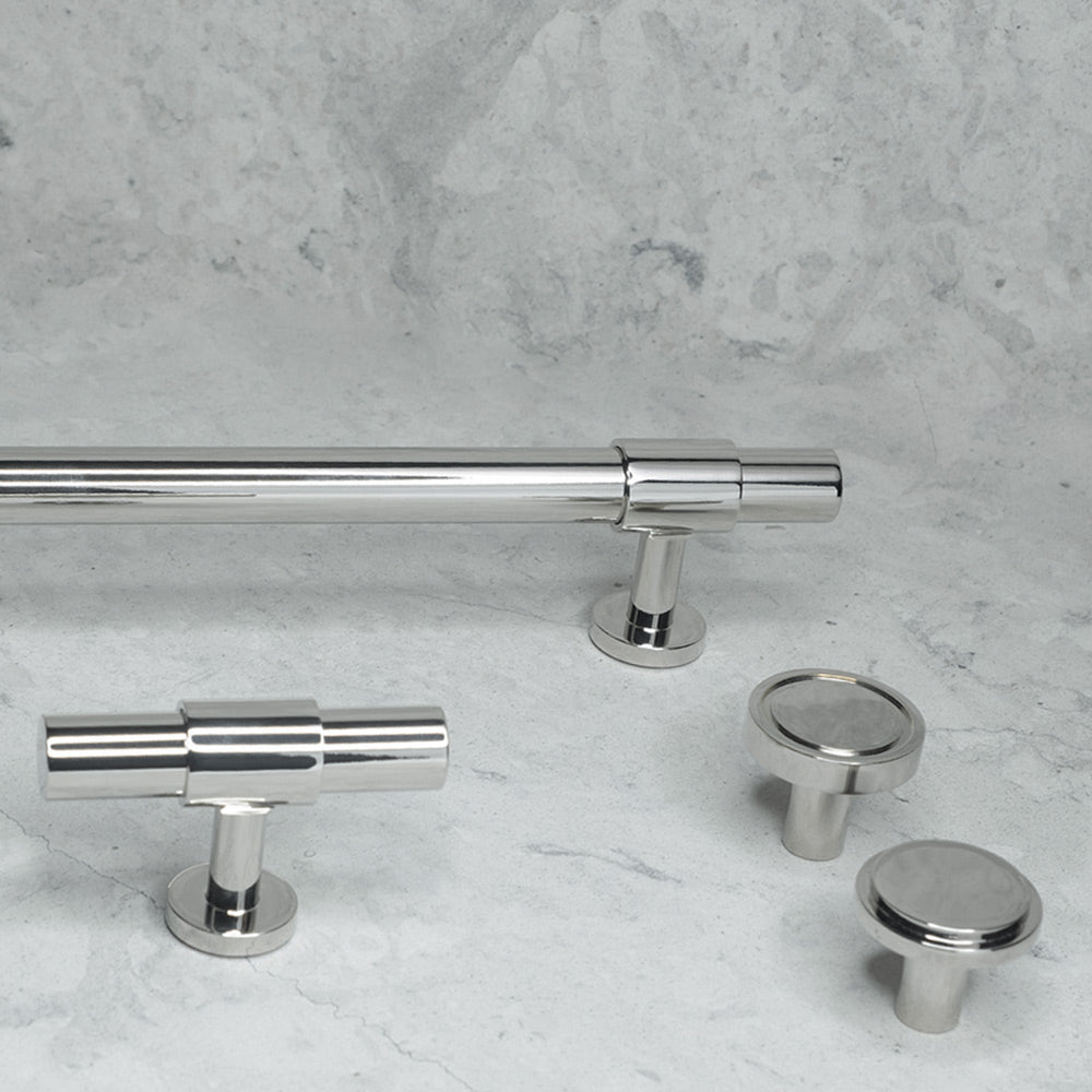 SIGNATURE 20 polished nickel / polished nickel - luxury hardware collection with knobs, T-bars, pull bars by BRANDT Collective