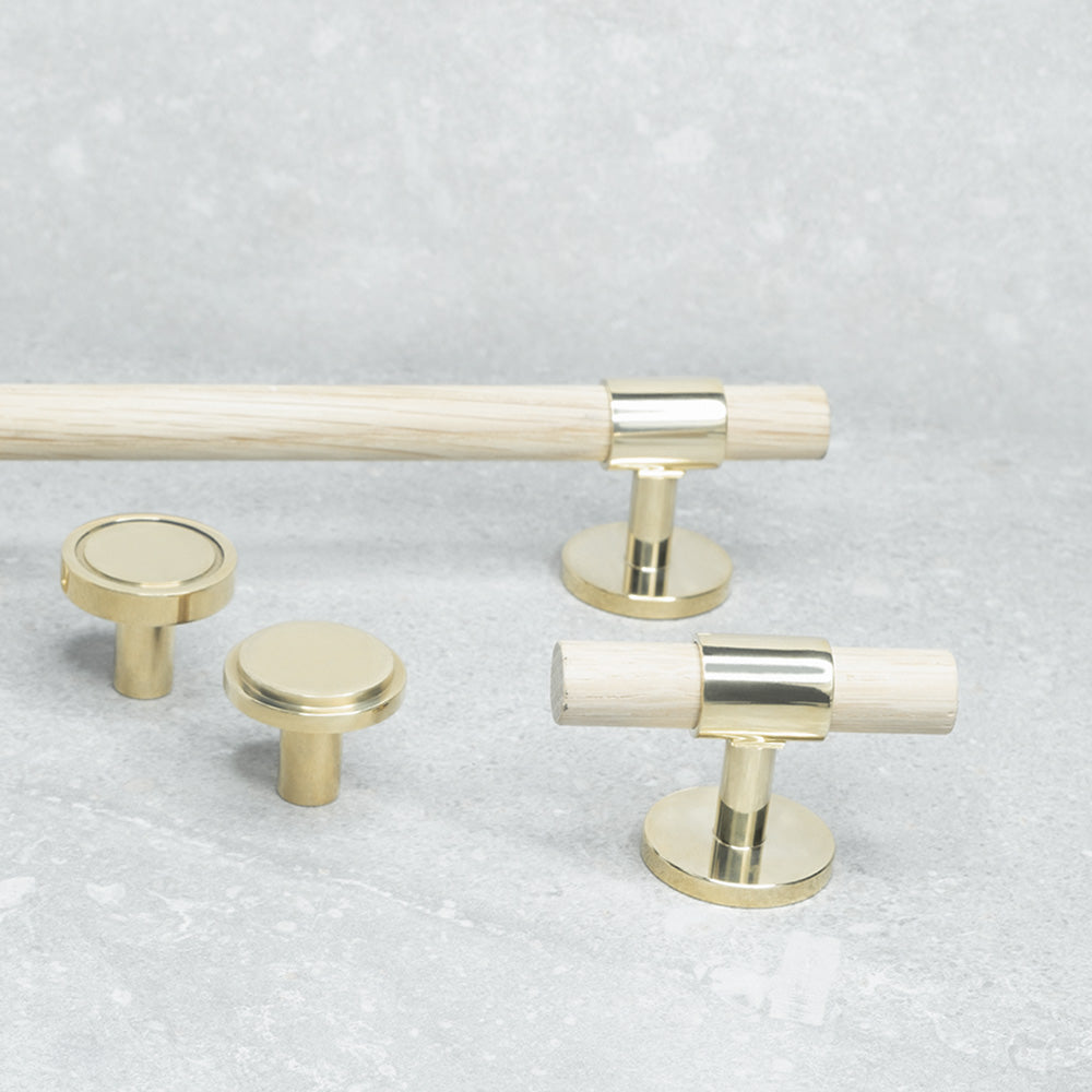 SIGNATURE 30 collection in Polished Nickel / Oak - BRANDT collective luxury hardware