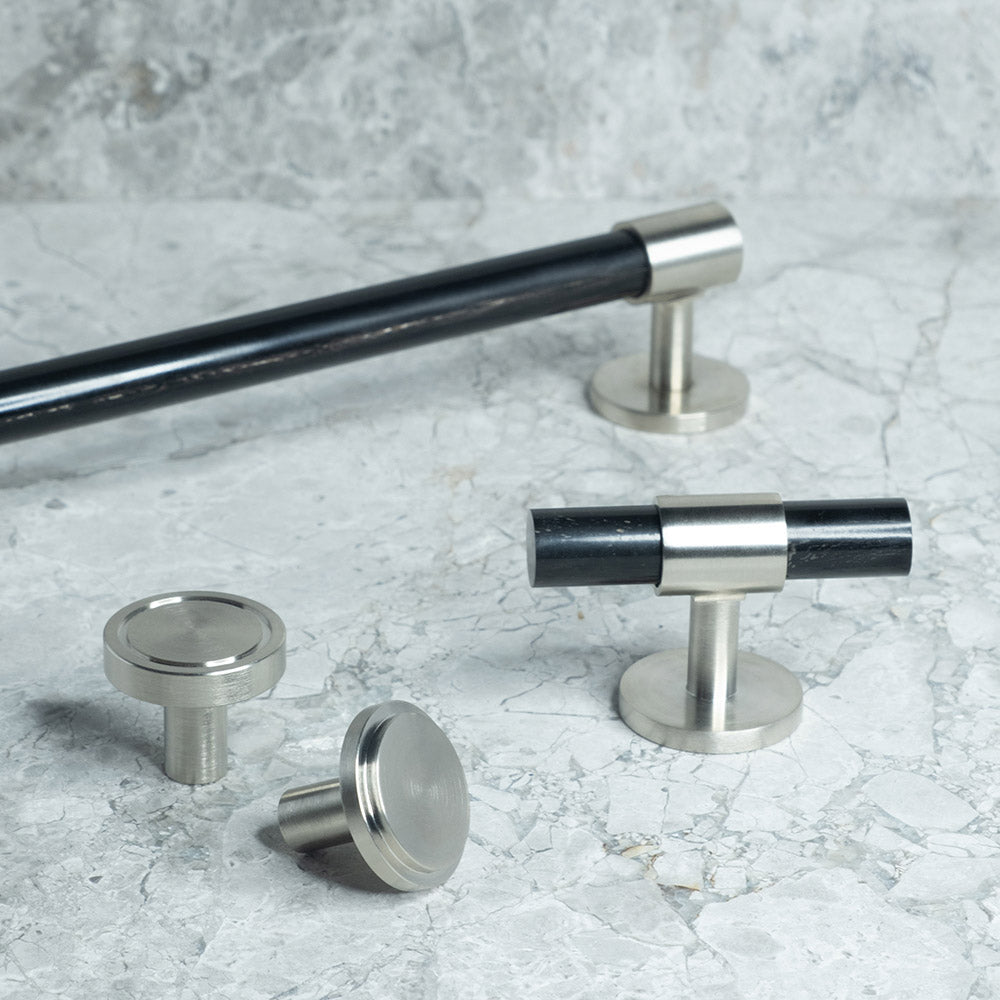 BRANDT Collective luxury cabinet hardware T-bar and pull bars in END 30 collection