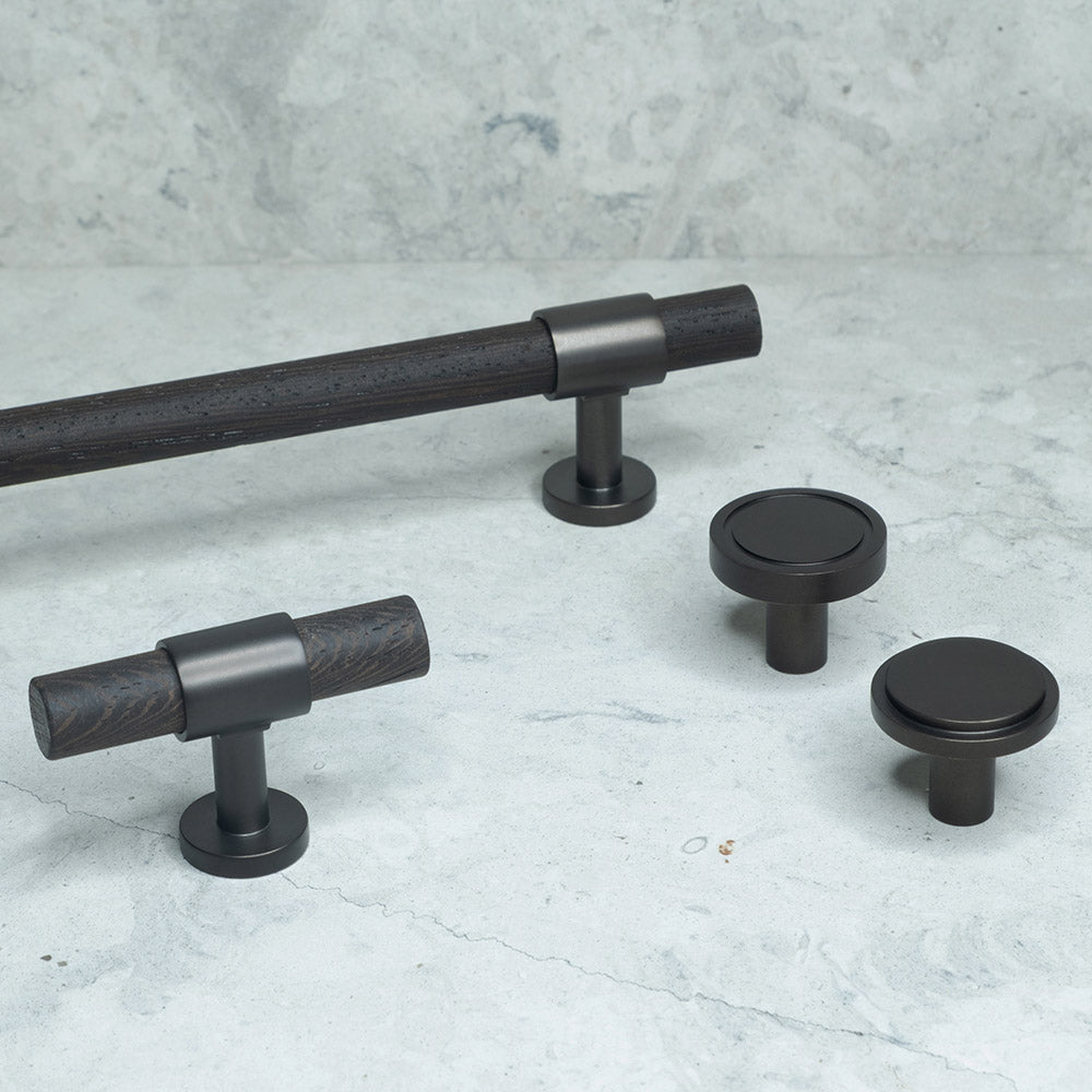 BRANDT Collective luxury cabinet hardware T-bar and pull bars in SIGNATURE 20 collection