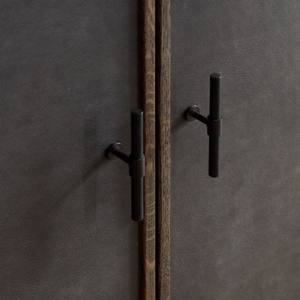 BRANDT Collective REFINED collection of kitchen and cabinet hardware.