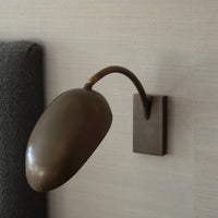 BRANDT Collective GRACE wall lamp in burnished brass