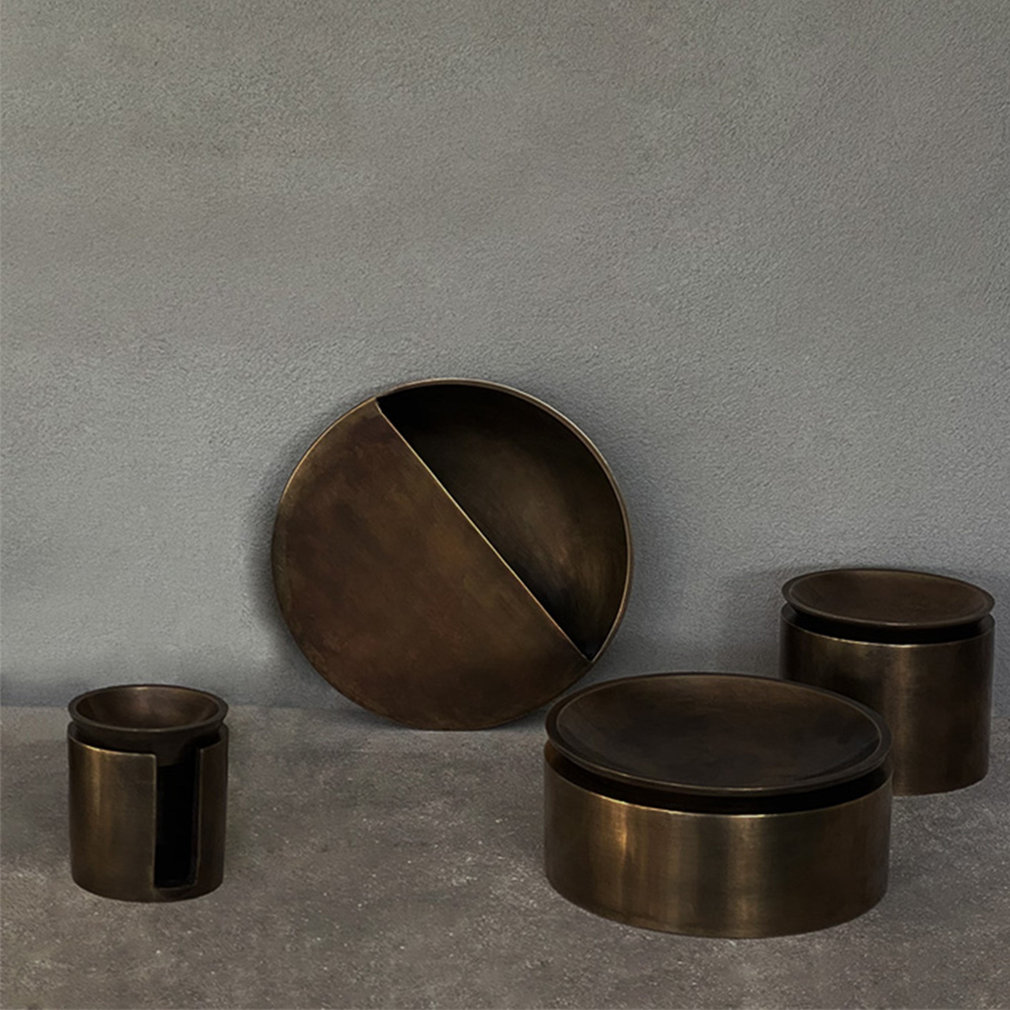 BRANDT Collective EDO canister M in Burnished Brass