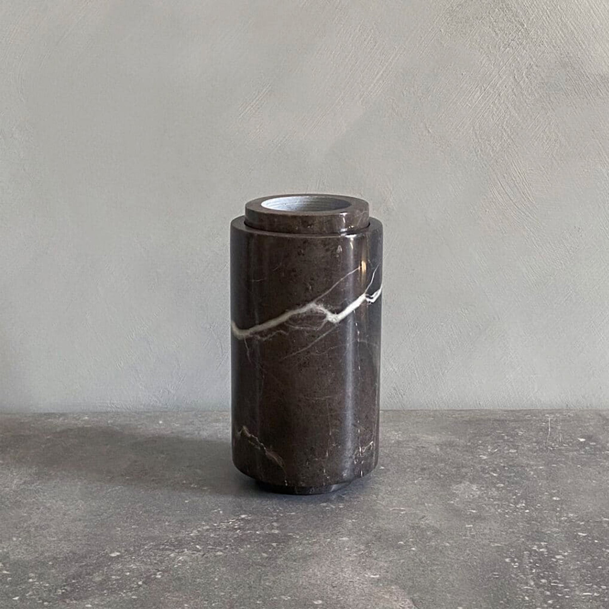 BRANDT Collective STEM vase s in black marble SB