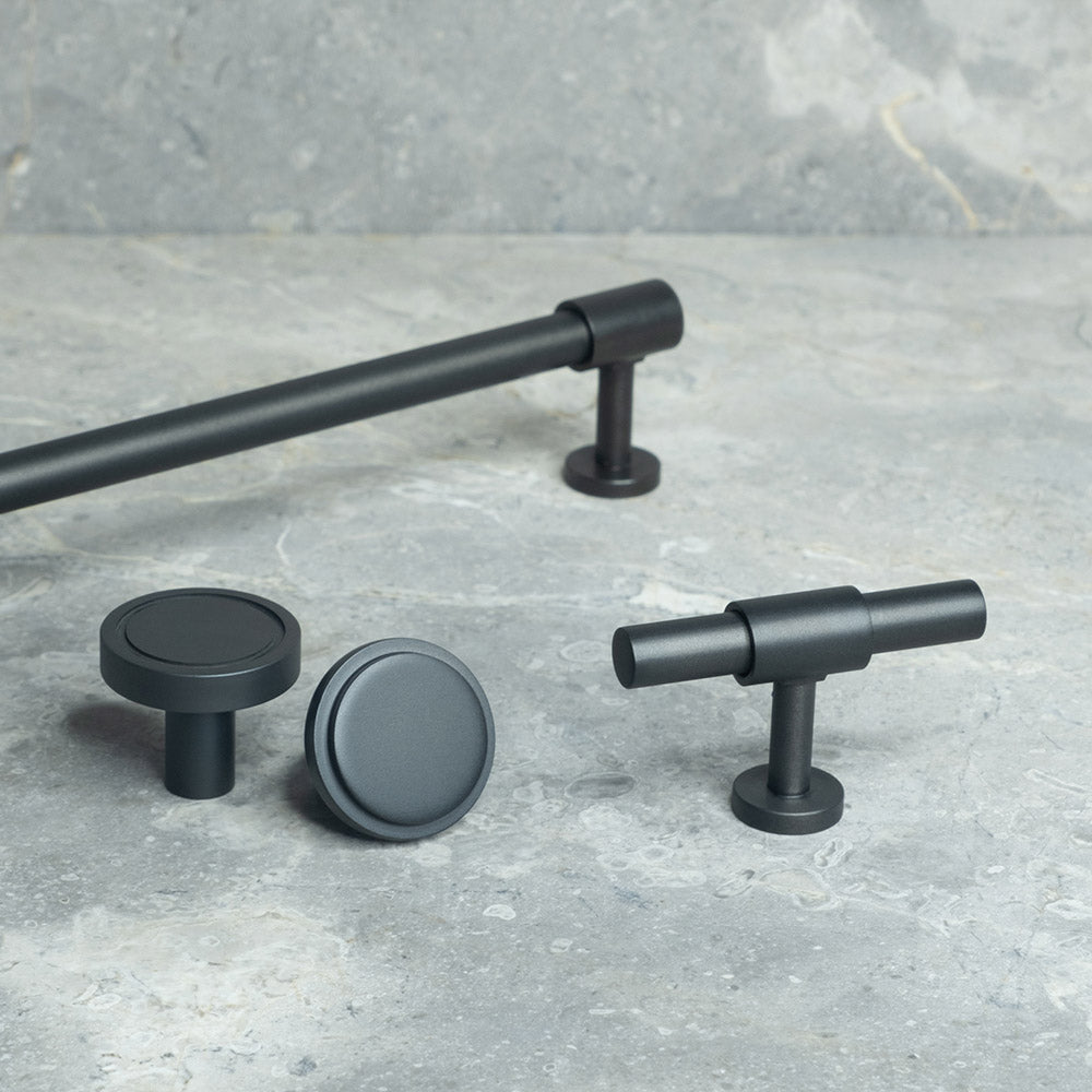 BRANDT Collective luxury cabinet hardware T-bar and pull bars in REFINED END collection