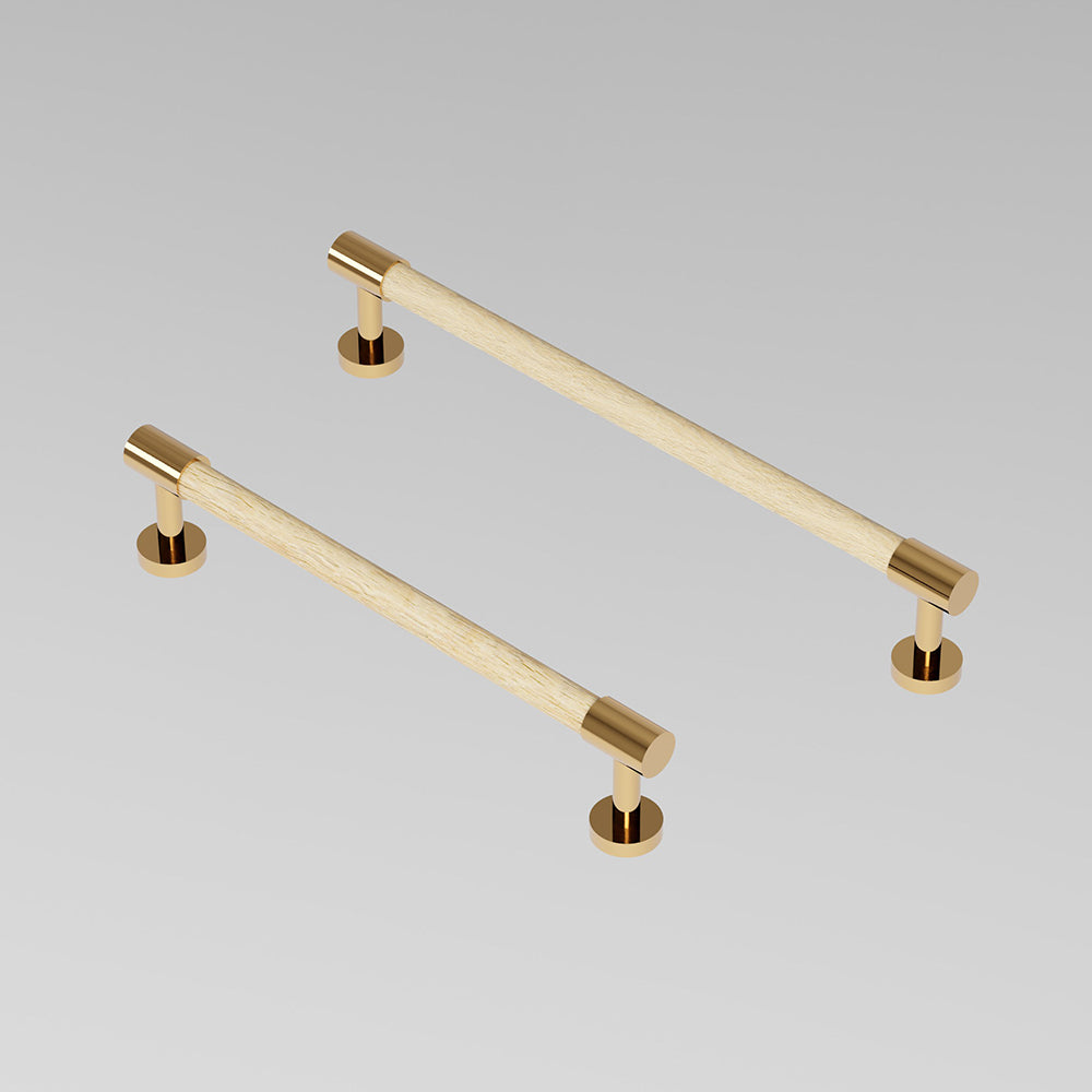 REFINED END pull bar handle 154 & 186 mm in Polished Brass/Oak. Luxury cabinet hardware made of solid brass by BRANDT Collective.