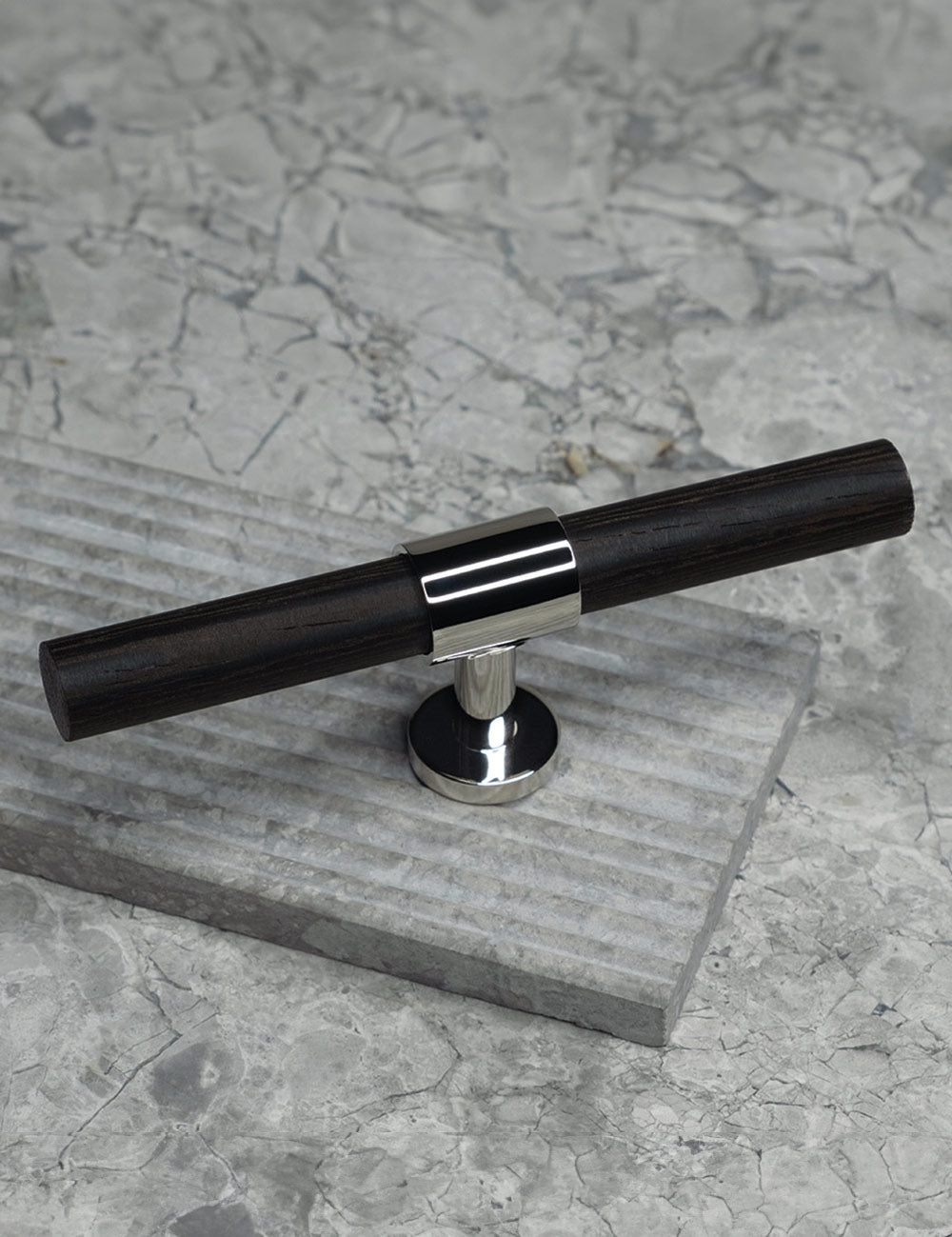 SIGNATURE 20 T-bar 113 mm in polished nickel and wenge by BRANDT Collective luxury cabinet hardware