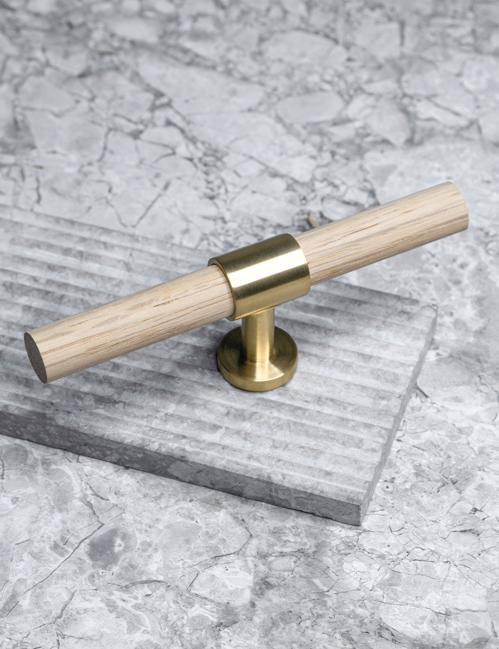 Oak. Luxury cabinet hardware made of solid brass by BRANDT Collective. 