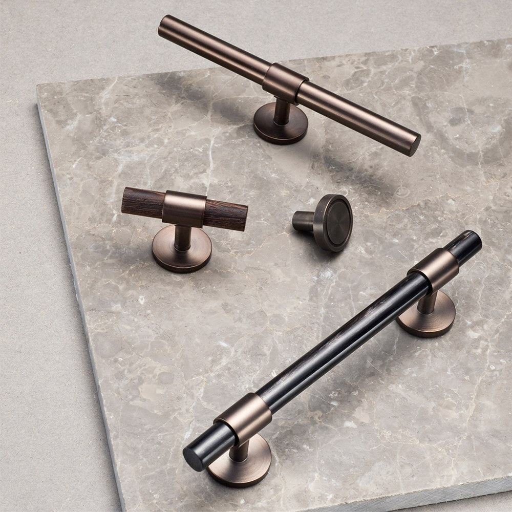 Burnished Brass. Luxury cabinet hardware made of solid brass by BRANDT Collective. 