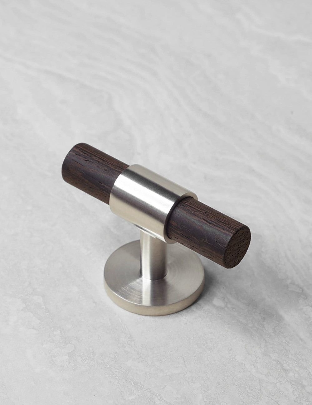 Wenge. Luxury kitchen hardware made of solid brass by BRANDT Collective.