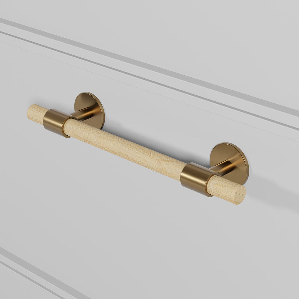 Oak. Luxury kitchen hardware made of solid brass by BRANDT Collective.