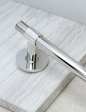 SIGNATURE towel bar 600 mm in Polished Nickel. Luxury bathroom hardware made of solid brass by BRANDT Collective. 