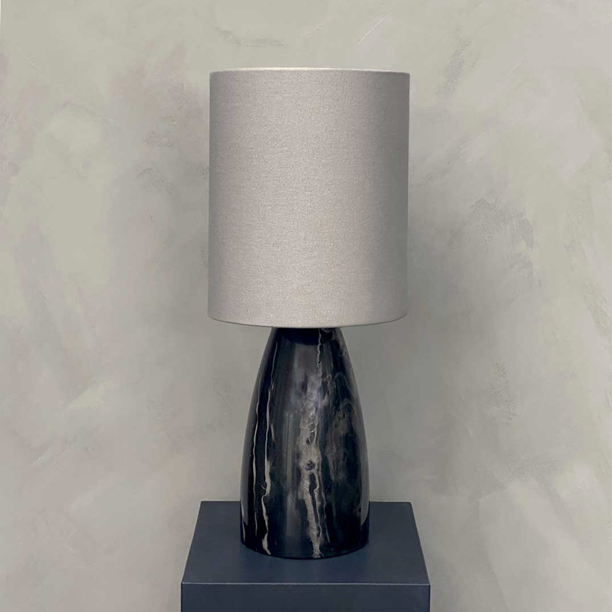 VOLCANO marble table lamp - WINTER BLACK
